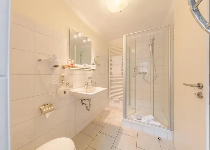 Otel Muehlhaeuser Hof 4*